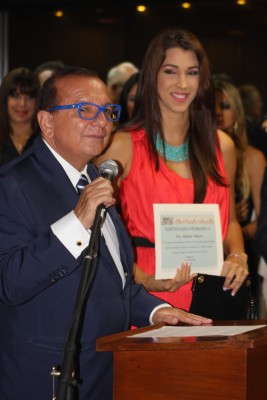 María Elisa Marquez received Special Mention of Honor